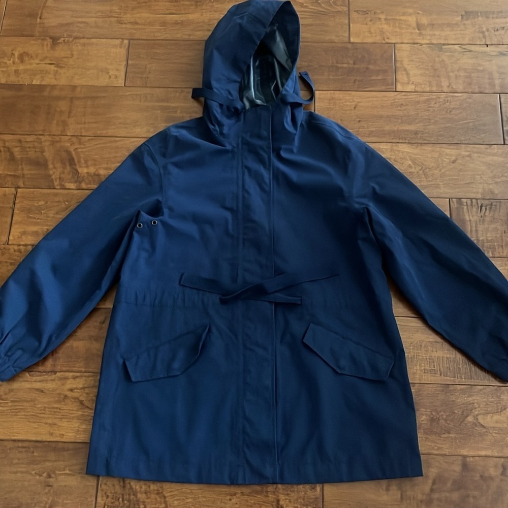 NWOT Madewell Waterproof Raincloud
Raincoat Navy Size S - Picture 8 of 16